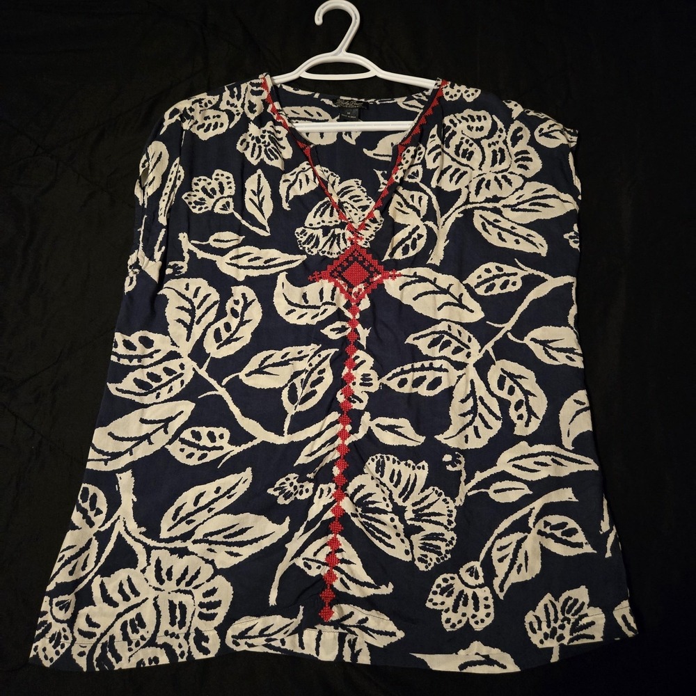 Lucky Brand Shirt Women M Blue Rayon Floral Sleeveless V-Neck Summer Embroidered